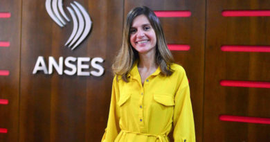 “El presidente ha logrado con el ingreso familiar de emergencia que casi 3 millones de personas no caigan en la pobreza” “El presidente ha logrado con el ingreso familiar de emergencia que casi 3 millones de personas no caigan en la pobreza”