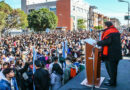 El intendente Mario Ishii presente en el acto de promesa de lealtad junto a miles de alumnos