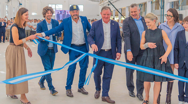 Juan Andreotti participó de la inauguración de una nueva planta industrial de IMS Company