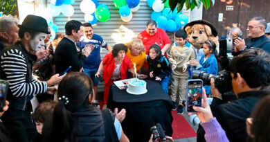 Malvinas Argentinas celebra a sus comercios históricos en el 30° aniversario del municipio Malvinas Argentinas celebra a sus comercios históricos en el 30° aniversario del municipio