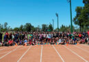 En el marco de la Colonia de Verano 2026, la comunidad disfrutó de actividades en la Pista de Atletismo Municipal