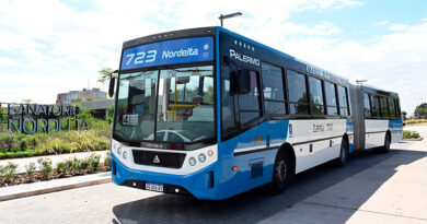 Con el objetivo de mejorar la conectividad de la comunidad, la línea 723 presentó nuevas unidades de colectivos 
