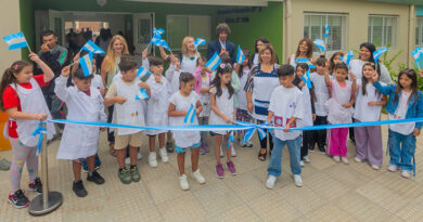 Juan Andreotti inauguró las Escuelas renovadas Primaria 3, Secundaria 14 y EPA 708