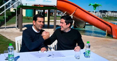 Nardini viajó a Dolores para firmar un convenio de promoción turística interdistrital