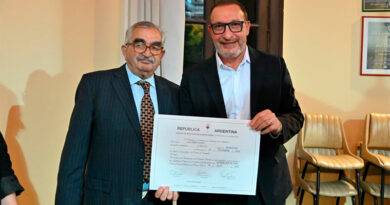 Luis Vivona, impulsor de la Ley Vino Buenos Aires, se recibió de Sommelier