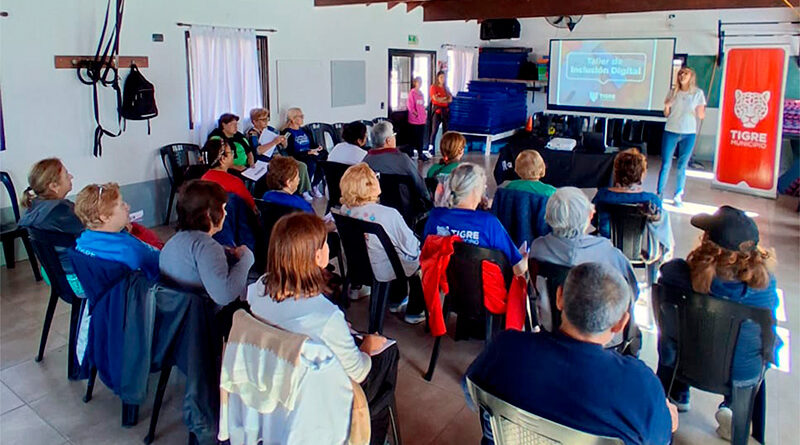 El Municipio de Tigre llevó adelante un taller de inclusión digital para adultos mayores