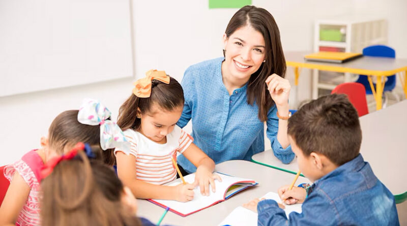 Educar es llenar un vaso, es encender un fuego que ya está ahí