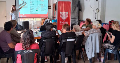 Continúan las capacitaciones de inclusión digital y alimentación saludable del Municipio destinada a adultos mayores