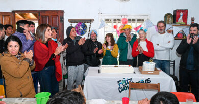 El Municipio acompañó el 10° aniversario de Duchas Santa Teresa, la organización que asiste a personas en situación de vulnerabilidad social El Municipio acompañó el 10° aniversario de Duchas Santa Teresa, la organización que asiste a personas en situación de vulnerabilidad social