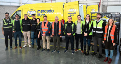 Julio Zamora recorrió el nuevo centro logístico de Mercado Libre en Don Torcuato
