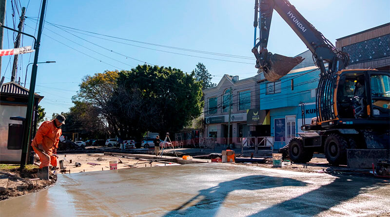 Avanzan obras de reparación y mejora de calles en todo el distrito