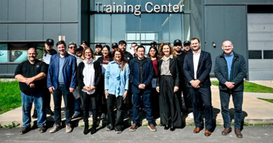 Leo Nardini visitó el Training Center de Mercedes-Benz en Tortuguitas Leo Nardini visitó el Training Center de Mercedes-Benz en Tortuguitas