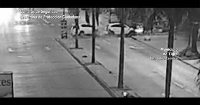 Distracción al volante y vuelco: no hubo heridos de gravedad Distracción al volante y vuelco: no hubo heridos de gravedad