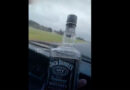 Tomaba whisky al volante y se burló del “Si nos matamos, nos matamos”