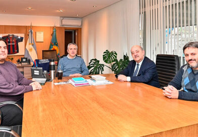 Larroque recibió al presidente de la UNLP para proyectar acciones en materia alimentaria