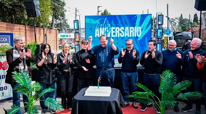 Nardini destacó a un comercio en su 70º aniversario Nardini destacó a un comercio en su 70º aniversario