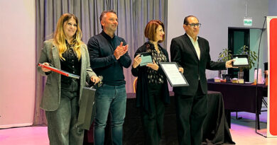 El HCD de Tigre reconoció a los campeones mundiales de Tango Pista Seniors El HCD de Tigre reconoció a los campeones mundiales de Tango Pista Seniors
