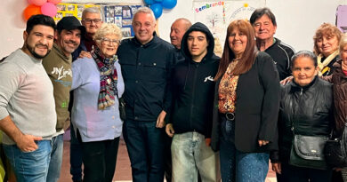 Julio Zamora acompañó el séptimo aniversario del Centro de Jubilados Fortaleza Bancalari Julio Zamora acompañó el séptimo aniversario del Centro de Jubilados Fortaleza Bancalari