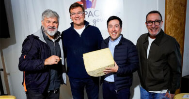 Nardini visitó Suipacha y comenzó a recorrer la provincia luego de anunciar su candidatura Nardini visitó Suipacha y comenzó a recorrer la provincia luego de anunciar su candidatura
